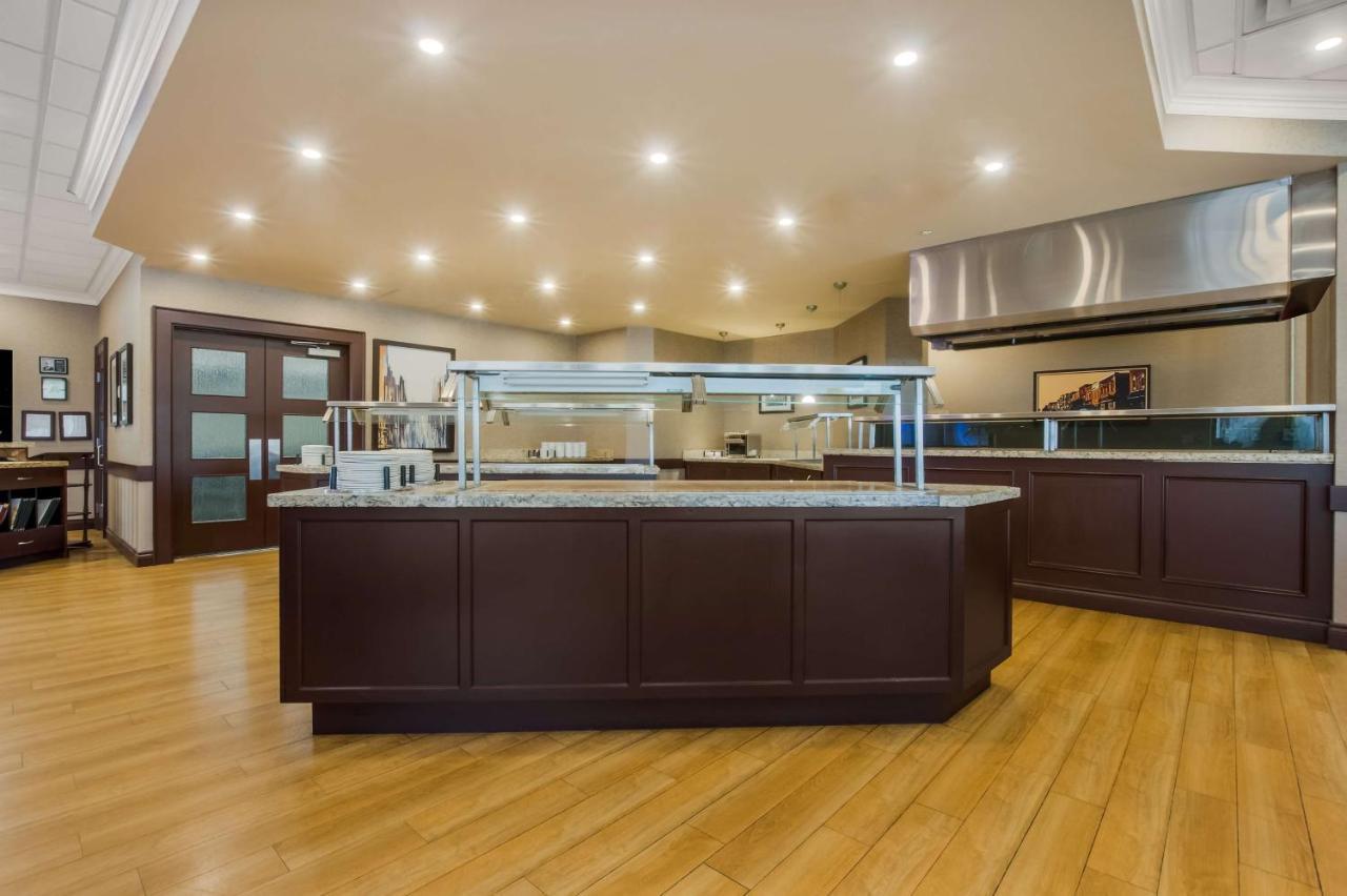 Western And Conference Centre 3*