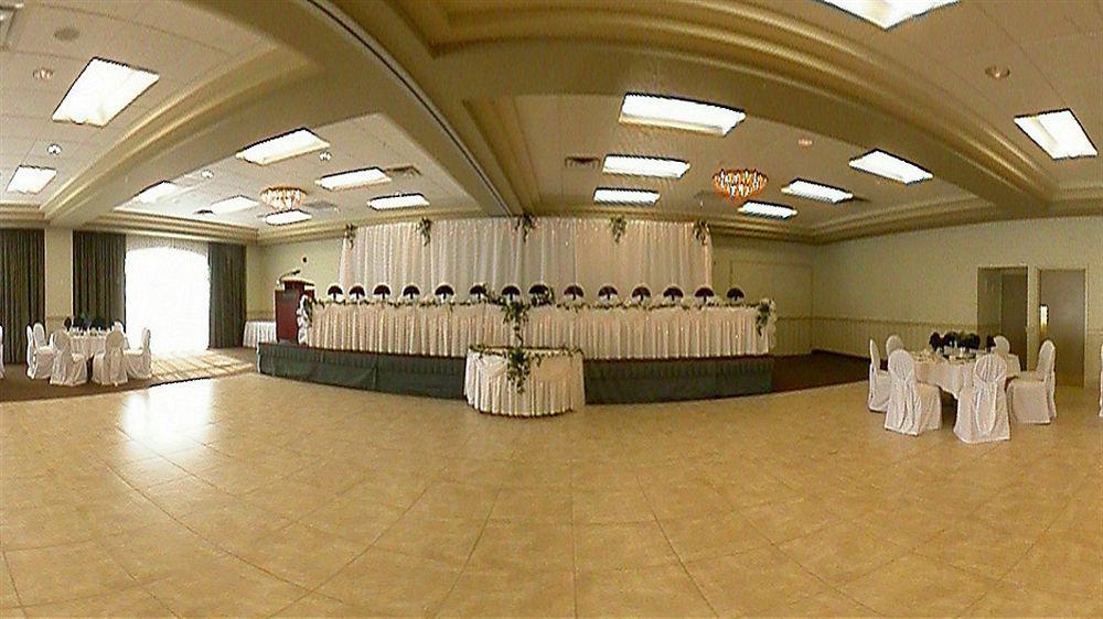 Western And Conference Centre Hotel 3*